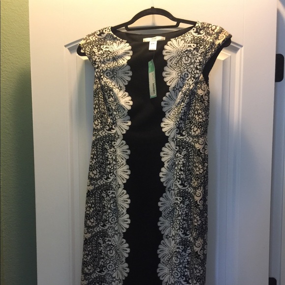 Dress - Picture 1 of 1